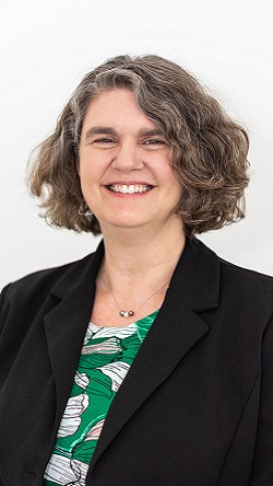 photo of Cindy Aossey